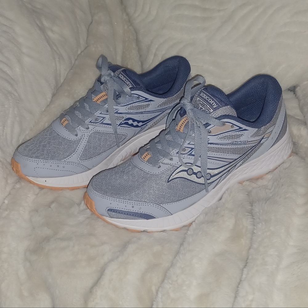 Saucony Blue and White Running Shoes